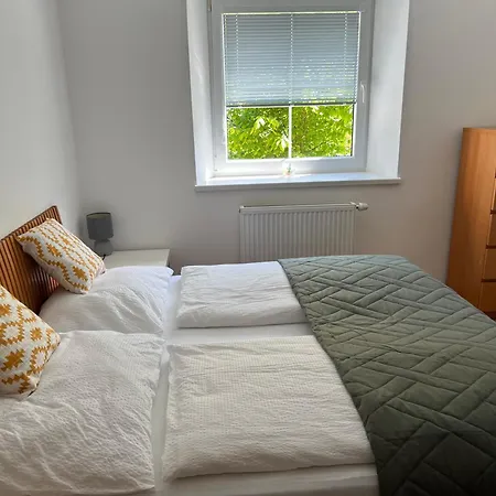 Karawanken Nest דירה