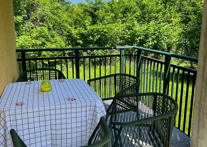 Karawanken Nest Διαμέρισμα Feistritz im Rosental